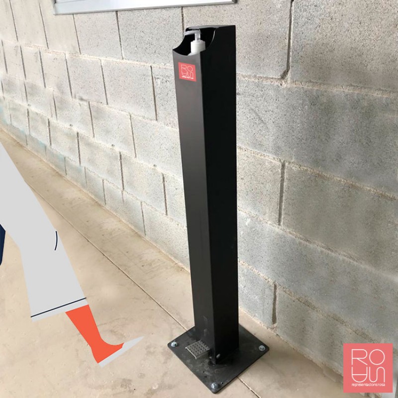 Dispensador de gel amb accionament per pedal COVID-19